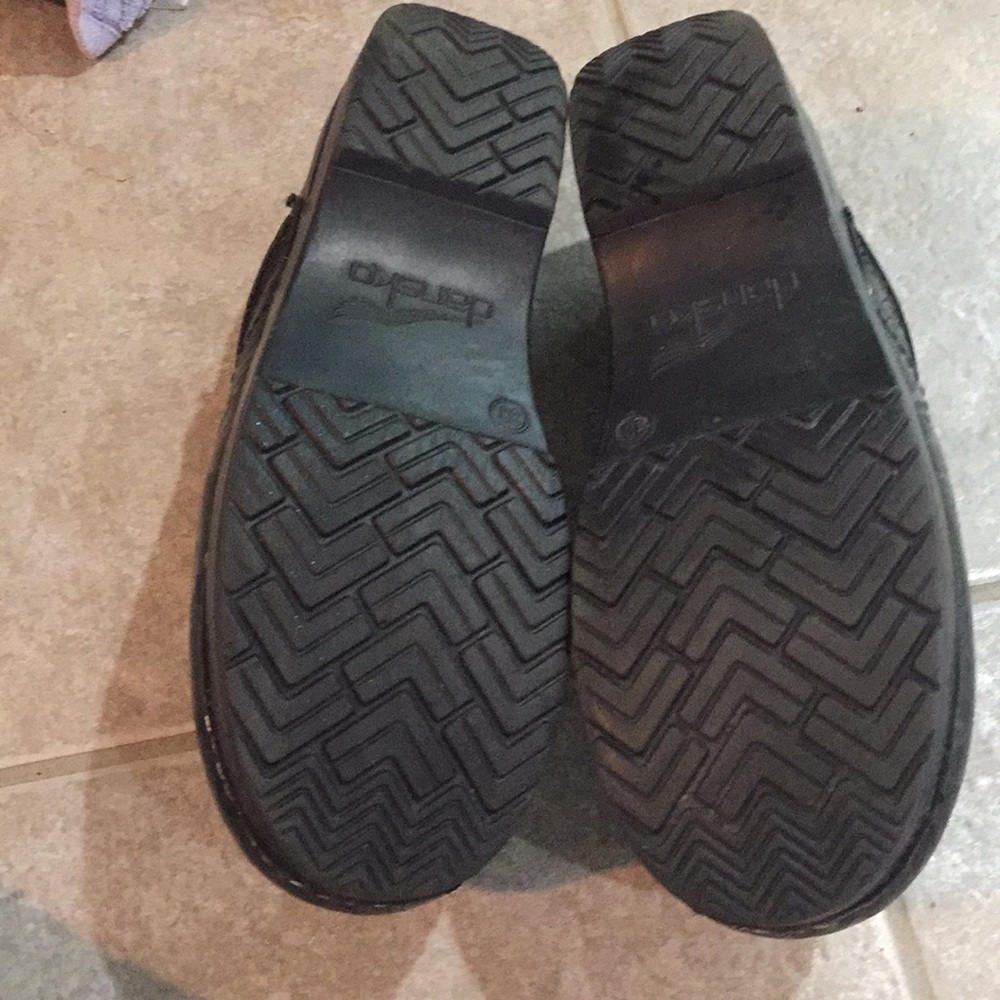 Shoes - Picture 3 of 5